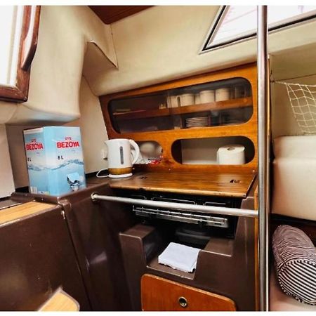 Barcelona Hotel Sailboat Luaran gambar