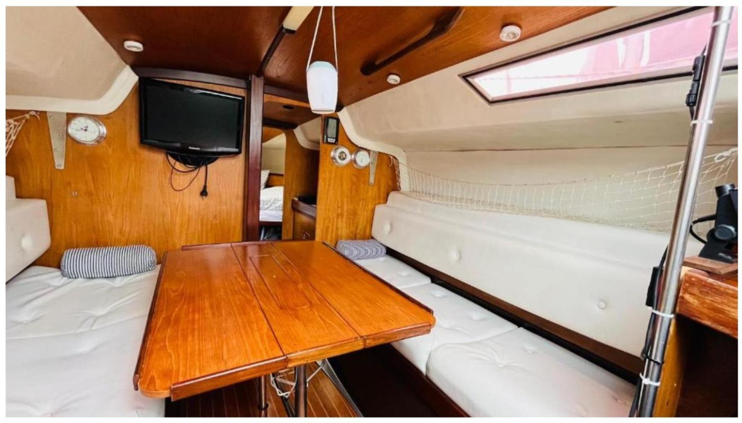 Barcelona Hotel Sailboat Luaran gambar
