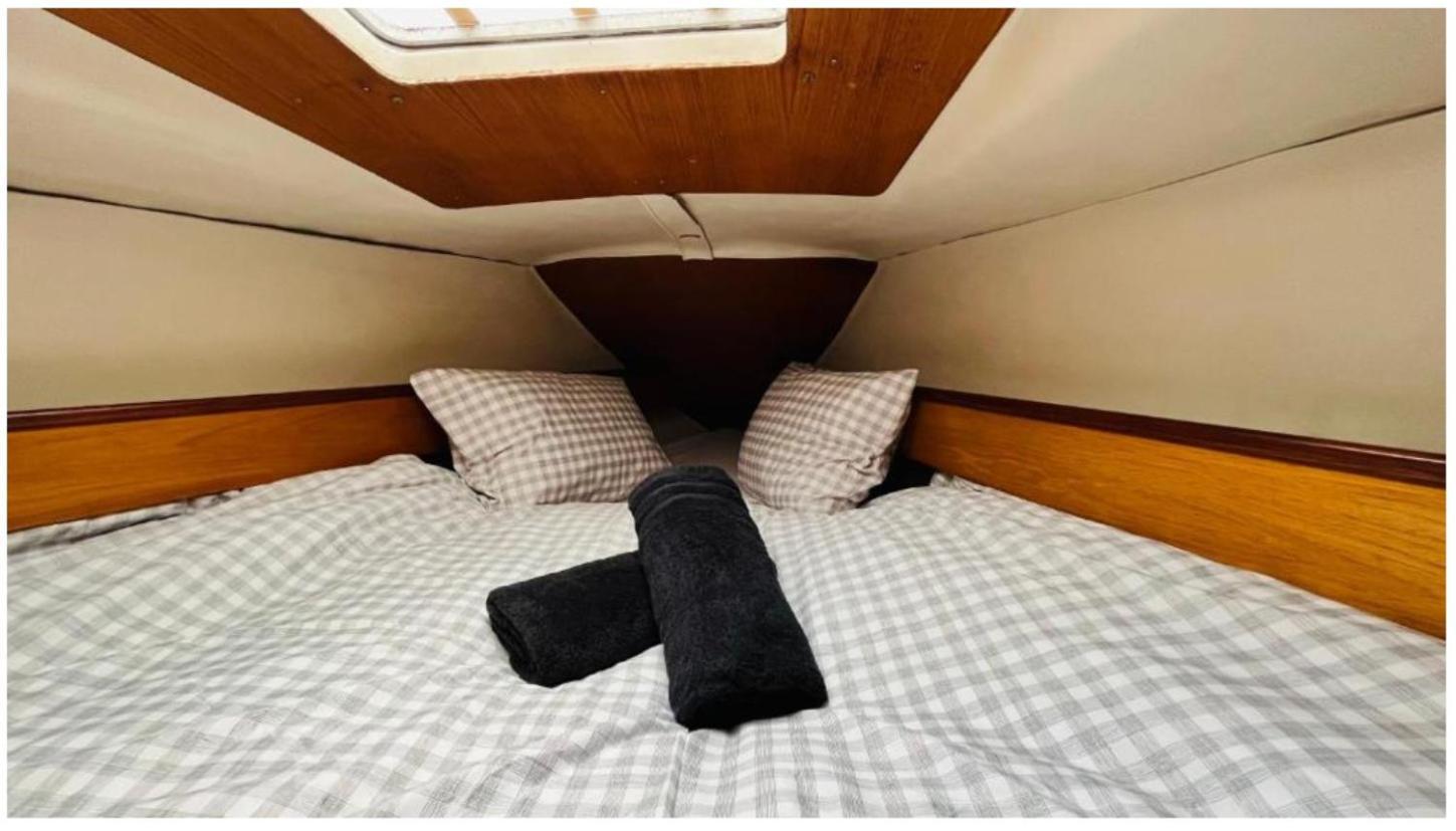 Barcelona Hotel Sailboat Luaran gambar